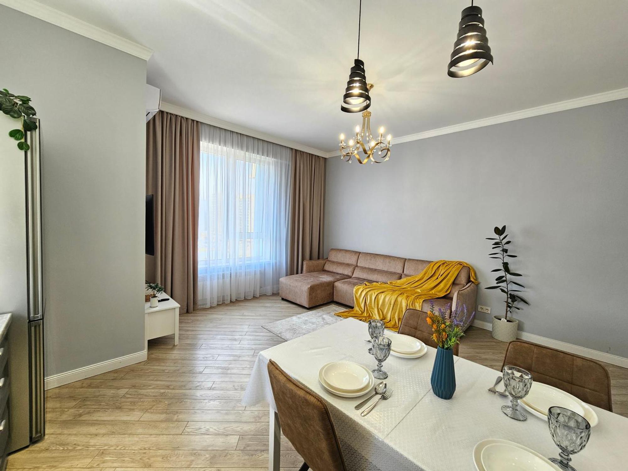 3 Room Gagarin Park Residential Complex Near Mega Shopping Mall อัลมาตี ภายนอก รูปภาพ